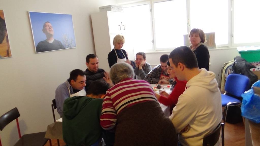 10623778_750126071749624_75991275947888238_o